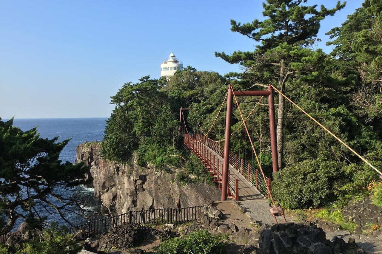 城ヶ崎、つり橋灯台